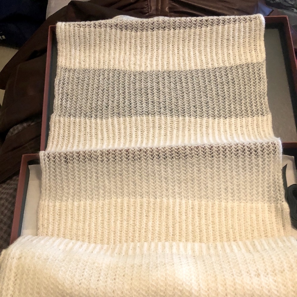 Loro Piana’s baby cashmere wrap❤️50% less